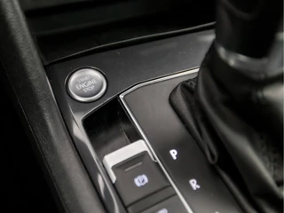 Volkswagen Tiguan Volkswagen Tiguan 1.5 TSI ACT Sportline Business 150Pk Automaat (PANORAMADAK, APPLE CARPLAY, GROOT NAVI, LED KOPLAMPEN, KEYLESS, LEDEREN SPORTSTOELEN, STOELVERWARMING, ADAPTIVE CRUISE, ELEK ACHTERKLEP, GETINT GLAS, NIEUWSTAAT) - afbeelding nr 25