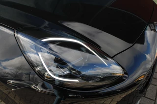 Ford Puma Ford Puma 1.0 EcoBoost Hybrid ST-Line | Airco | Cruise Control | 17 Inch Lichtmetalen Velgen | Privacy Glass | Camera | PDC Achter - afbeelding nr 30