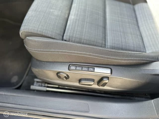 Volkswagen Passat Volkswagen Passat VARIANT 1.4 TSI GTE PHEV | HUD | Digitaal | PDC | Camera - afbeelding nr 19