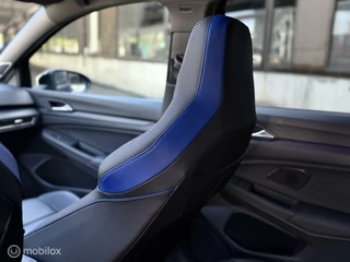 Volkswagen Golf Volkswagen Golf  2.0 R 4 Motion |Pano |AKRA|Drift|Leder|HUD|H&K - afbeelding nr 18