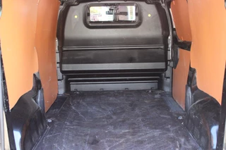 Peugeot Expert Peugeot Expert 2.0 BlueHDI 120PK L2 PREMIUM | TREKHAAK | NAVIGATIE | APPLE CARPLAY/ANDROID AUTO | LAADRUIMTE PAKKET | DODEHOEK DETECTIE | PARKEERSENSOREN VOOR EN ACHTER | 3-ZITS | CRUISE CONTROL | AIRCO | DAB+ RADIO | - afbeelding nr 9