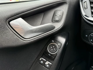 Ford Fiesta Ford Fiesta 1.1 Trend 2e Eigenaar,Navi,Airco,Cruise,Pdc,N.A.P,Zeer Zuinig,Apk tot 11-2026 - afbeelding nr 12
