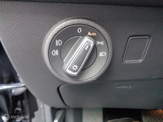 SEAT Ateca Seat Ateca 1.5 TSI Xperience/LED/Airco/ECC/Trekhaak/Virtual dash/DSG-7/Apple carplay/Nieuwstaat/ Slechts 42000km - afbeelding nr 23
