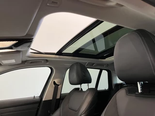 BMW 3 Serie BMW 3-serie Touring 320e Sportline Aut-8 Panoramadak HUD Laser Licht Adaptive Cruise Trekhaak Leder Navi PDC VA - afbeelding nr 33
