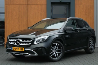 Mercedes-Benz GLA Mercedes GLA180 | 360 Camera | Navi | Stoelverwarming - afbeelding nr 1