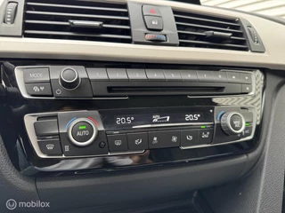 BMW 3 Serie BMW 3-serie Touring 318i Executive | Trekhaak | Navi | Automatische achterklep | - afbeelding nr 22
