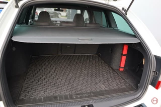 Škoda Octavia Skoda Octavia Combi 2.0 TSI RS DSG 220 PK / 1e eig / Stoelverwarming / Cruise / Xenon - afbeelding nr 16