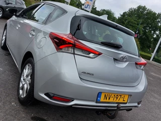 Toyota Auris Toyota Auris 1.2T 116pk Aspiration 5-Deurs | Origineel NL | 1300kg Trekgewicht | Navi | Clima | Cruise | Achteruitrijcamera | Rijstrook+Licht+Regensensor | Mistlampen | 16''lm | Trekhaak - afbeelding nr 37