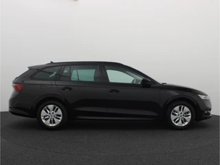 Škoda Octavia Škoda Octavia Combi 1.0 TSI Business Edition TREKHAAK / CARPLAY / SFEERVERLICHTING / NAVI / CLIMA / PDC / BLUETOOTH / CRUISE / NL-AUTO - afbeelding nr 19