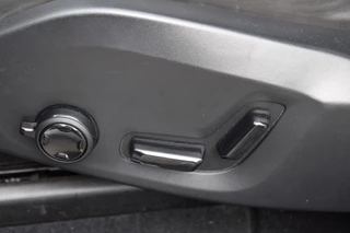 Volvo XC60 Volvo XC60 2.0 B4 AWD INSCRIPTION / ADAP. CRUISE / P.DAK / 360 CAM./ H&K AUDIO - afbeelding nr 21
