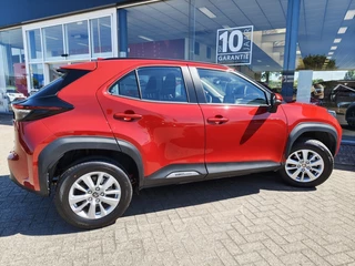 Toyota Yaris Cross Toyota Yaris Cross 1.5 Hybrid Dynamic | Navi | HUD | El. Achterklep | Keyless Entry - afbeelding nr 5