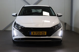 Hyundai i20 Hyundai i20 1.0 T-GDI Comfort Aut Navi|Cam|Pdc|LM 15