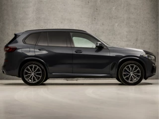 BMW X5 395Pk Automaat (PANORAMADAK, M PAKKET, LUCHTVERING, APPLE CARPLAY, MEMORY SEATS, 360 CAMERA, SFEERVERLICHTING, LASER KOPLAMPEN, ADAPTIVE CRUISE, NIEUWSTAAT) - afbeelding nr 4