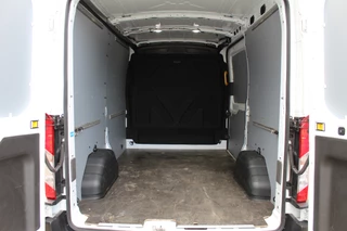 Ford Transit Ford Transit 330 2.0 TDCI L2H2 Trend | Laadruimtebetimmering | Navigatie | Adaptieve Cruise | 360 Camera - afbeelding nr 32