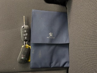 Peugeot Expert Peugeot Expert 1.5 BlueHDI L2 Airco Cruise Navigatie Carplay Sidebars Trekhaak - afbeelding nr 21