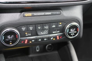 Ford Focus Ford Focus Wagon 1.5 EcoBoost 182 PK ST Line Business | LED | Winterpack | BLIS | Adaptieve Cruise Control | Camera | Electrische achterklep | Headup Display | DAB | Leder/Stof | 50DKM! - afbeelding nr 23