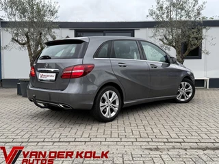 Mercedes-Benz B-Klasse Mercedes B-klasse 180 Urban CarPlay Navi Climate Cruise Parkeersensoren Trekhaak - afbeelding nr 2
