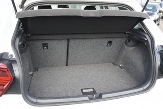 Volkswagen Polo Volkswagen Polo 1.0 TSI Comfortline CarPlay | Navigatie | LM-velgen | NAP - afbeelding nr 24