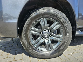 Toyota Hilux Toyota HiLux 2.8 D-4D Xtra Cab 3500 KG Nieuwstaat navi camera  204 PK - afbeelding nr 16