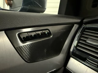 Volvo XC90 Volvo XC90 T8 Recharge AWD Inscription 7P. PANO/LUCHTVERING/TREKHAAK/H&K/360CAMERA/ACC/PILOT-ASSIST/LEER-SPORT/MEMORY/KEYLESS/CARPLAY/STANDKACHEL/PRIVACY/NET GROTE OH BEURT GEHAD!! - afbeelding nr 15