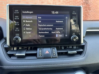 Toyota RAV4 Toyota RAV4 2.5 Hybrid Dynamic: SUV met Klasse & Karakter! - afbeelding nr 26