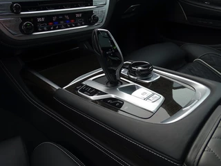 BMW 7 Serie BMW 7 Serie 730d xDr. 265PK High Exec. Individual 2019 / LED *NAP* - afbeelding nr 21