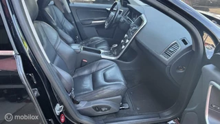 Volvo XC60 Volvo XC60 2.5T Summum 5-CILINDER/PANO/ACC/LEER - afbeelding nr 21