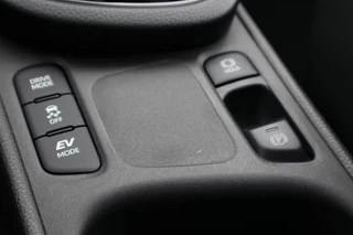 Toyota Yaris Cross Toyota Yaris Cross 1.5 Hybrid Launch Edition Head-up/Blindspot/Leder - afbeelding nr 30