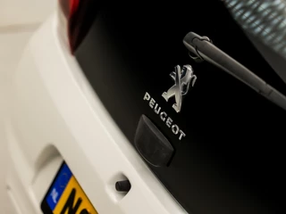 Peugeot 108 Peugeot 108 1.0 e-VTi Sport (5 DEURS, NAVIGATIE, AIRCO, ELEK RAMEN, SPORTSTOELEN, NIEUWE APK, XENON, NIEUWSTAAT) - afbeelding nr 24