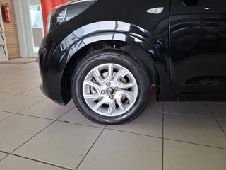 Kia Picanto Kia Picanto 1.0 MPi Dynamic PlusLine, Navigatie, parkeercamera, lm velgen - afbeelding nr 17