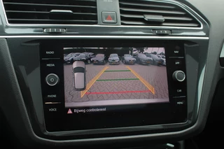 Volkswagen Tiguan Allspace Volkswagen Tiguan Allspace 1.5 TSI Highline Business R 7p. / Panoramadak / Camera / 20'' / Virtual Cockpit / DAB / Stoelverwarming / ACC / Spiegelpakket - afbeelding nr 14