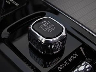 Volvo XC60 Volvo XC60 2.0 T8 408PK TE AWD / Inscription / R-Design / LED - afbeelding nr 39