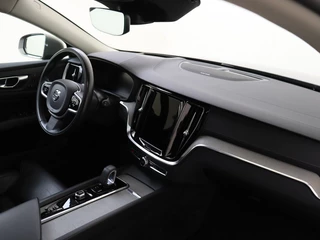 Volvo V60 Volvo V60 Cross Country 2.0 B5 AWD Pro | Stoelmassage | Nappa Leder | H&K Audio | - afbeelding nr 12