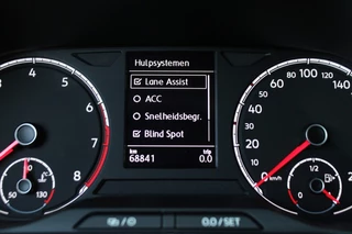 Volkswagen T-Cross Volkswagen T-Cross 1.0 TSI DSG Aut. LIFE PDC Voor en achter Apple Carplay - afbeelding nr 24