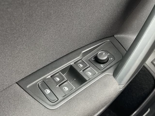 Volkswagen Tiguan Volkswagen Tiguan 1.5 TSI Life Active | Navi | ACC | IQ Light | CarPlay | HUD | DAB+ | 18 inch - afbeelding nr 12