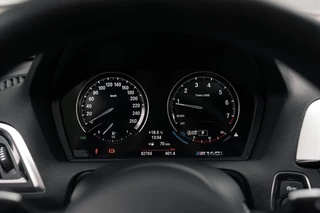 BMW 1 Serie BMW 1-serie M140i xDrive Harman Kardon Dak Leer - afbeelding nr 39