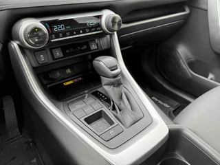 Toyota RAV4 Toyota RAV4 2.5 Hybrid Style 2WD |Navi|Carplay|PDC V+A|Camera|Elektrische a.klep|Stoel en stuurverwarming| - afbeelding nr 13