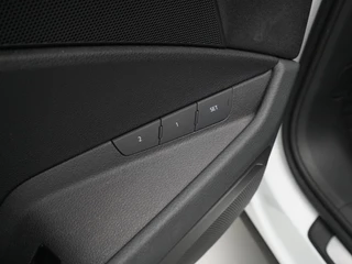 Audi e-tron Navigatie Camera Stoelverwarming Audi Sound 92 - afbeelding nr 20