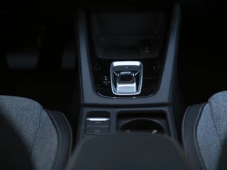 Škoda Octavia | Matrix LED | Lodge Interieur | Chrome pakket | Stoel-, Stuur- & voorruitverwarming | Navi 13inch | Wireless App-connect | El. achterklep m.sensor | ACC | Winterpakket - afbeelding nr 24