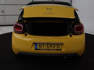 Citroën DS3 Citroen DS3 Cabrio 1.2 PureTech So Chic | Stoelverwarming | Vouwdak |  Vouwdak | Navigatie | Climate control | Parkeerhulp | Cruise control | Bluetooth - afbeelding nr 9
