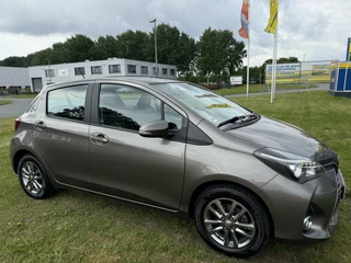 Toyota Yaris Toyota Yaris 1.3 VVT-i Trend - NAVI/LANEASSIST/CAM/LED/NAP - afbeelding nr 18