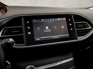 Peugeot 308 (PANORAMADAK, APPLE CARPLAY, NAVIGATIE, CLIMATE CONTROL, SPORTSTOELEN, GETINT GLAS, LM VELGEN, PARKEERSENSOREN, CRUISE CONTROL, NIEUWSTAAT) - afbeelding nr 24