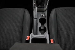 Volkswagen Polo Volkswagen Polo 1.0 TSI Comfortline Business | Draadloos Carplay | Adaptive Cruise | - afbeelding nr 27