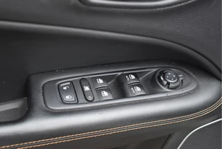 Jeep Compass | Navigatie | Bluetooth | Climate Contr | Cruise Contr | LM-Velgen | Netjes - afbeelding nr 31