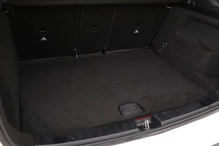 Mercedes-Benz GLA Mercedes-Benz GLA-klasse 250e Style | Adaptive cruise | Carplay |  Stoelverwarming | Camera | Half leder | Full LED | Park Assist | Widescreen | Climate control - afbeelding nr 11