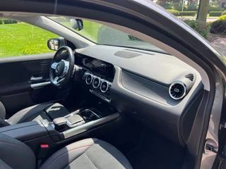 Mercedes-Benz GLA Mercedes-Benz GLA GLA 250e AMG int + ext Pano dak - afbeelding nr 5