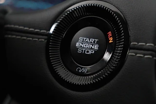 Jeep Compass Jeep Compass 4xe 240 Plug-in Hybrid Electric S | Leder |  Stoel & stuurverwarming | Adaptive cruise | Carplay | Camera | Navigatie | Keyless - afbeelding nr 19