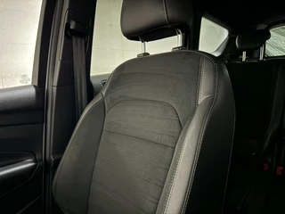 Ford Kuga Ford Kuga 1.5 EcoBoost ST Line Winterpakket Navi Cruise Trekh. - afbeelding nr 43