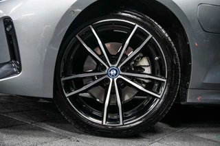 BMW 3 Serie BMW 3-serie 330e Touring Hybrid | Vol | M Sport | Panodak | H&K | Innovation | 19 inch | - afbeelding nr 27