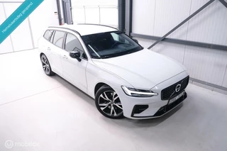 Volvo V60 Volvo V60 2.0 T8 Recharge AWD R-Design | NL auto | DAB+ | CarPlay | Adaptive | Blis | Rijklaar | - afbeelding nr 5